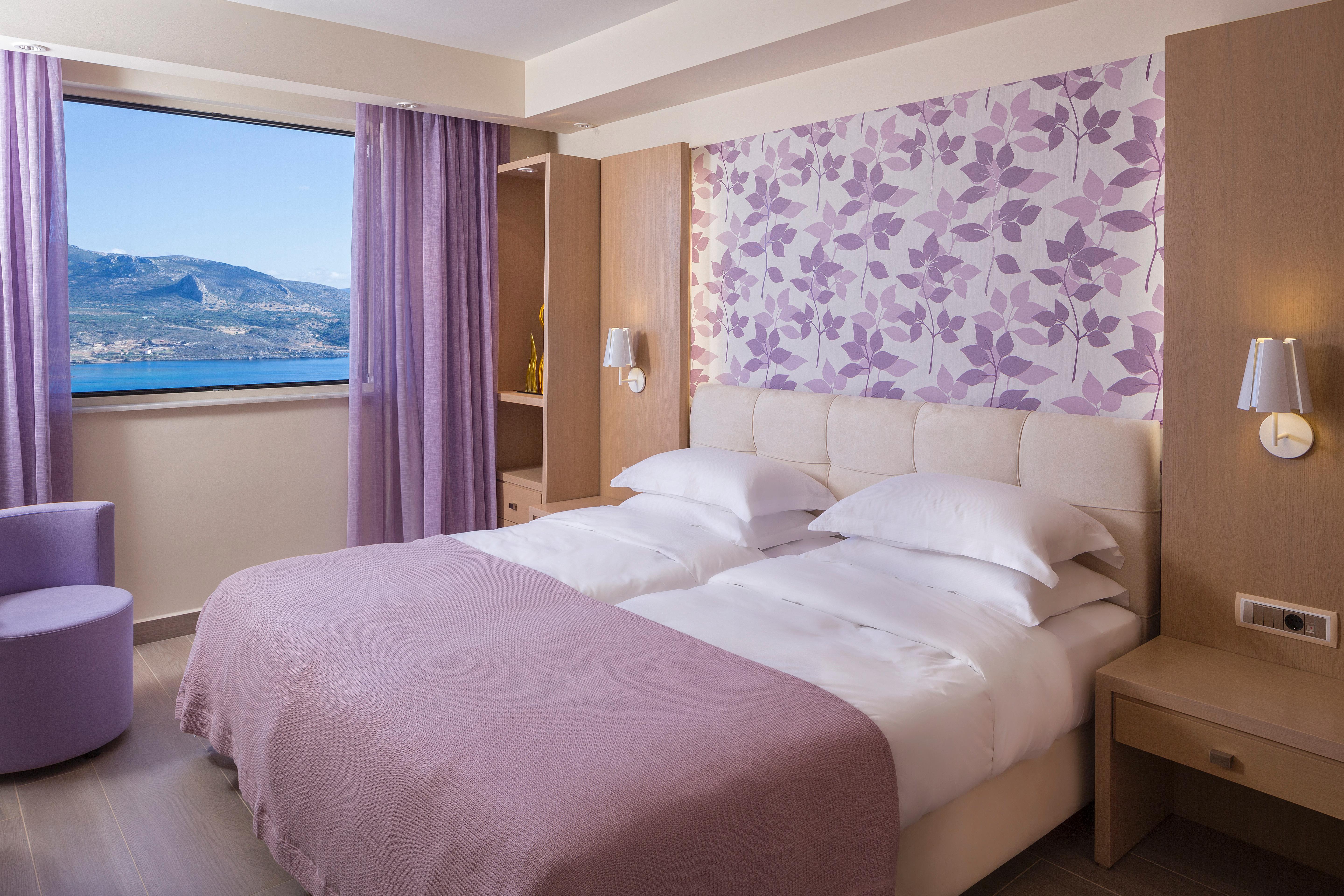Princess Kyniska Suites Plitra Eksteriør billede